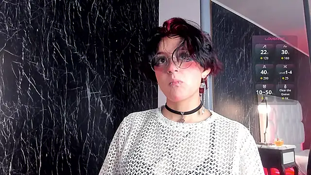 Snapshot of YuuMiko chatting on March 11, 2026, 12:32 pm YuuMiko online show from March 11, 2026, 12:32 pm