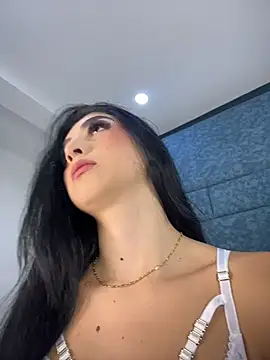BadLilAngelXXX online show from May 15, 2026, 1:09 pm