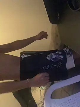 Snapshot of Samore_ chatting on February 8, 2026, 7:55 pm Samore online show from February 8, 2026, 7:55 pm