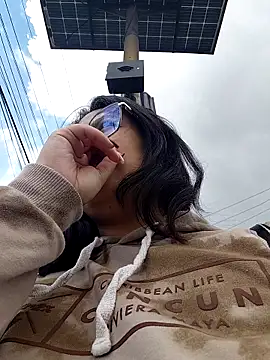 Snapshot of Mari-98 chatting on February 20, 2026, 7:38 pm Mari-98 online show from February 20, 2026, 7:38 pm