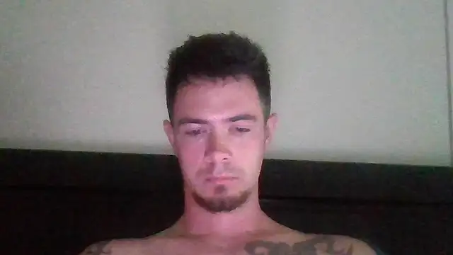 midnightsinz online show from June 20, 2026, 6:24 pm