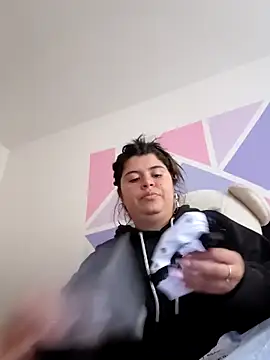 Thalia xx online show from February 25, 2026, 9:25 pm