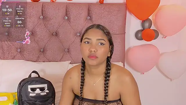 Snapshot of xblack_moon chatting on February 16, 2026, 7:45 pm xblack moon online show from February 16, 2026, 7:45 pm