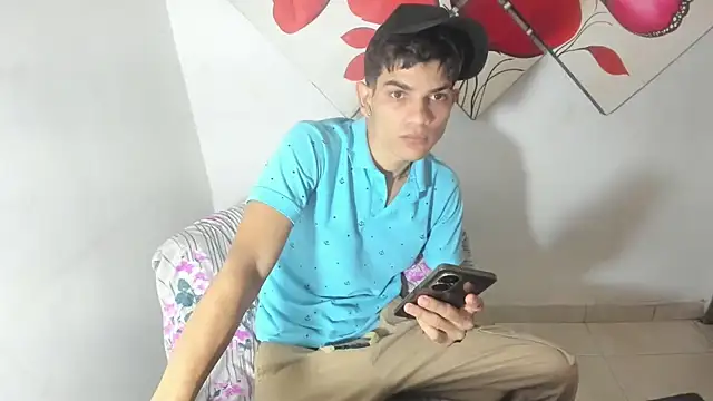 Jesshot bigcock20cm online show from July 15, 2026, 4:30 am