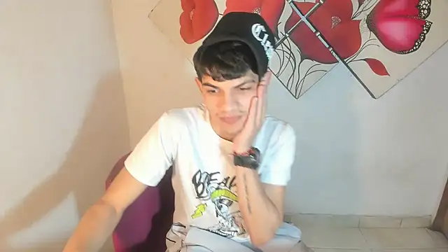 Jesshot bigcock20cm online show from July 28, 2026, 2:52 am