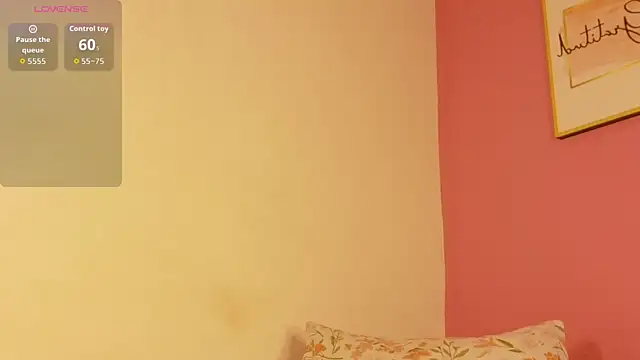 Snapshot of ThinPrincesss chatting on February 12, 2026, 1:11 pm ThinPrincesss online show from February 12, 2026, 1:11 pm