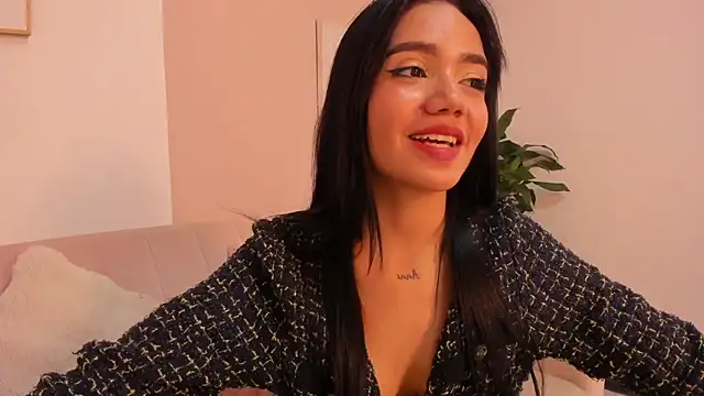 Mila jenner online show from February 26, 2026, 12:43 am