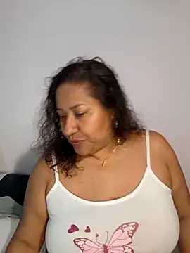 Snapshot of Nyomi_browm chatting on June 20, 2026, 4:06 am Nyomi browm online show from June 20, 2026, 4:06 am
