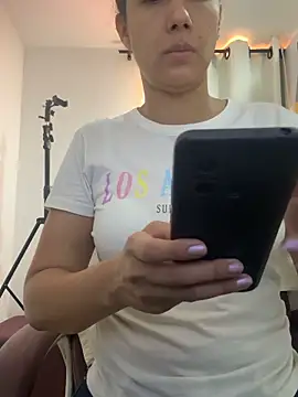 MiaAllure online show from February 12, 2026, 2:17 pm