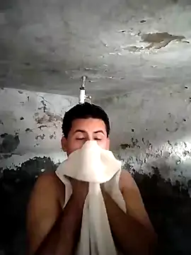 Snapshot of Bagbunnie chatting on February 15, 2026, 1:21 pm Bagbunnie online show from February 15, 2026, 1:21 pm