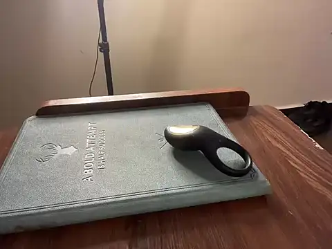 Snapshot of Hersheykaur chatting on March 11, 2026, 10:59 pm Hersheykaur online show from March 11, 2026, 10:59 pm