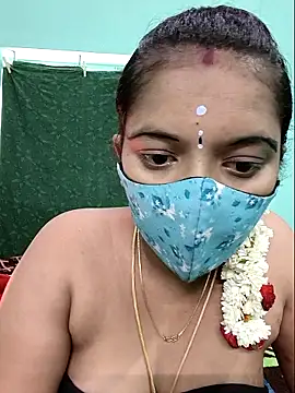 Snapshot of Tamilkannadacouple chatting on April 10, 2026, 6:31 am Tamilkannadacouple online show from April 10, 2026, 6:31 am