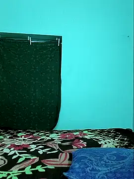 Snapshot of Tamilkannadacouple chatting on April 13, 2026, 1:15 pm Tamilkannadacouple online show from April 13, 2026, 1:15 pm