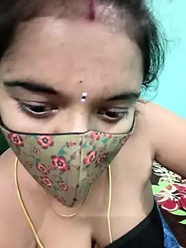 Snapshot of Tamilkannadacouple chatting on April 5, 2026, 6:25 pm Tamilkannadacouple online show from April 5, 2026, 6:25 pm