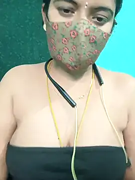 Snapshot of Tamilkannadacouple chatting on April 2, 2026, 5:30 pm Tamilkannadacouple online show from April 2, 2026, 5:30 pm