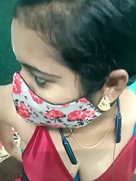 Snapshot of Tamilkannadacouple chatting on March 8, 2026, 3:26 pm Tamilkannadacouple online show from March 8, 2026, 3:26 pm