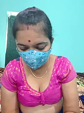 Snapshot of Tamilkannadacouple chatting on March 22, 2026, 5:53 am Tamilkannadacouple online show from March 22, 2026, 5:53 am