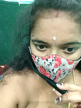 Snapshot of Tamilkannadacouple chatting on March 27, 2026, 8:26 am Tamilkannadacouple online show from March 27, 2026, 8:26 am