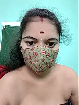 Snapshot of Tamilkannadacouple chatting on April 15, 2026, 5:35 am Tamilkannadacouple online show from April 15, 2026, 5:35 am