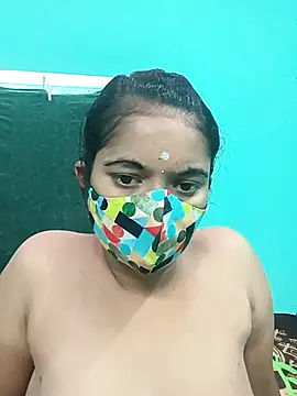 Snapshot of Tamilkannadacouple chatting on March 19, 2026, 6:13 am Tamilkannadacouple online show from March 19, 2026, 6:13 am