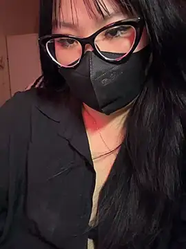 HaleyKin online show from March 28, 2026, 5:47 pm