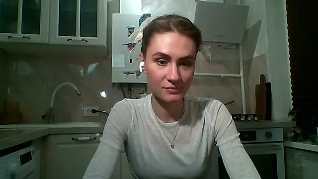 Snapshot of DeanneGilcher chatting on March 6, 2026, 5:08 pm DeanneGilcher online show from March 6, 2026, 5:08 pm