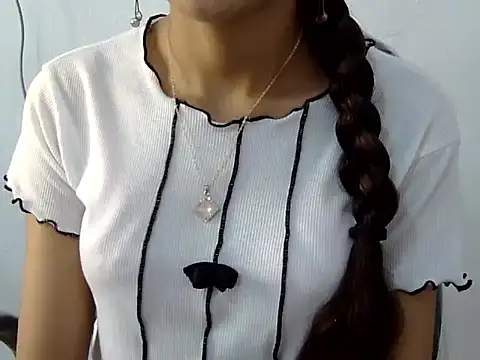 Mehaak  online show from April 8, 2026, 7:54 am