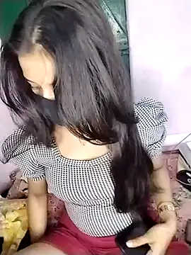 Snapshot of Naina-hott chatting on February 28, 2026, 7:02 pm Naina-hott online show from February 28, 2026, 7:02 pm