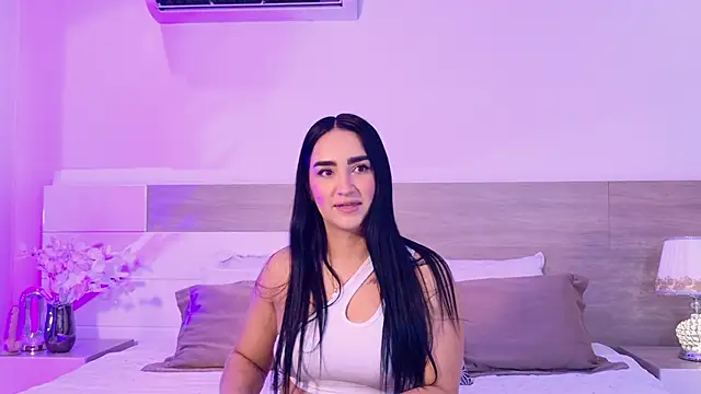 Snapshot of MaraGrief_ chatting on April 25, 2026, 11:13 am MaraGrief online show from April 25, 2026, 11:13 am