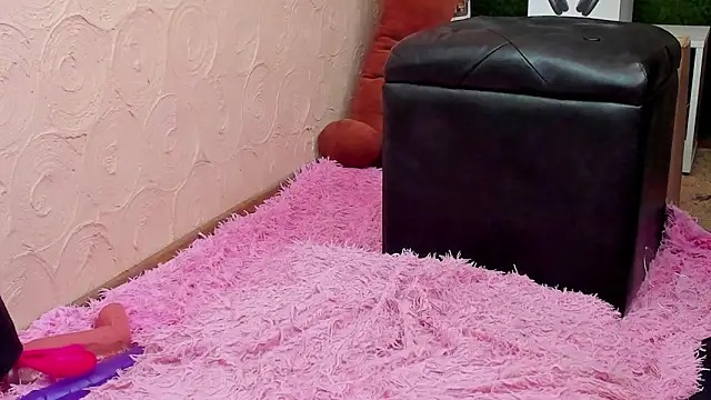 Snapshot of luna_ameli chatting on March 13, 2026, 7:57 am luna ameli online show from March 13, 2026, 7:57 am