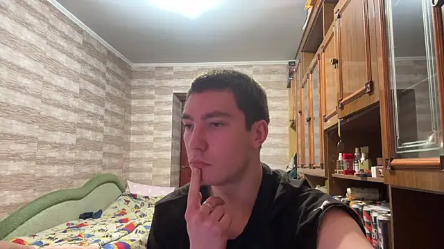 MoonlightVera online show from March 10, 2026, 6:01 pm