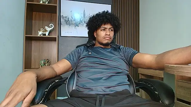 Snapshot of Kai_Moreno chatting on February 28, 2026, 7:46 pm Kai Moreno online show from February 28, 2026, 7:46 pm