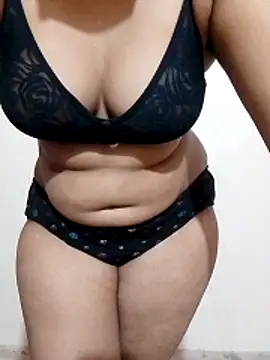 Snapshot of Wow_nikita chatting on April 11, 2026, 6:44 pm Wow nikita online show from April 11, 2026, 6:44 pm