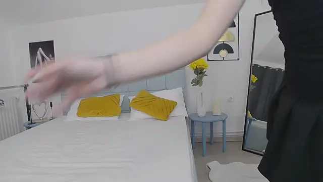 AmalliaJade online show from February 10, 2026, 5:45 pm