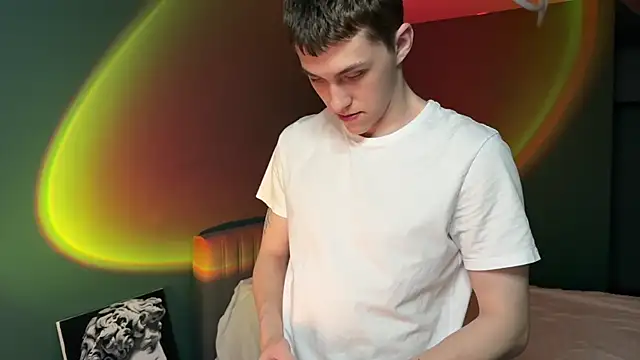 Snapshot of cronck52 chatting on March 23, 2026, 9:36 pm cronck52 online show from March 23, 2026, 9:36 pm