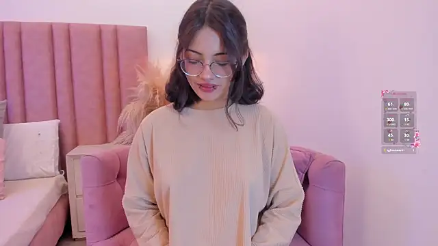 im lily  online show from April 7, 2026, 1:35 pm