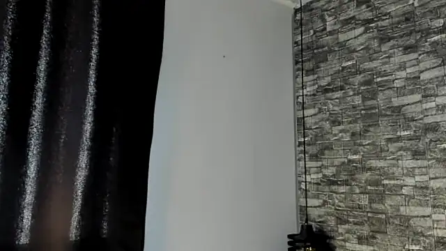 ASHLEY COLLINS1 online show from April 14, 2026, 1:49 pm