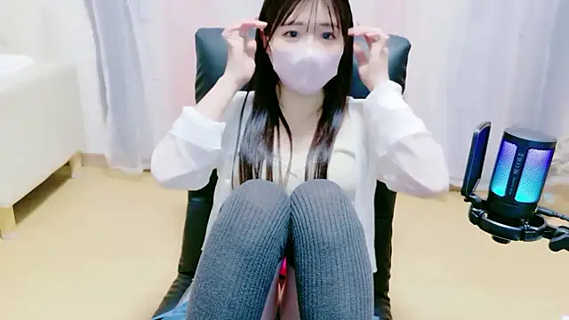 Sana 37  online show from March 13, 2026, 3:06 pm