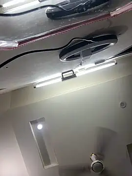 raavigirl online show from March 26, 2026, 2:04 pm