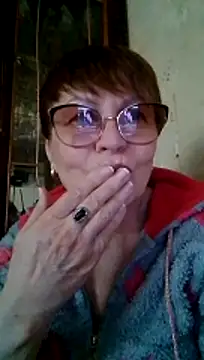 SophieBurns online show from March 25, 2026, 2:05 pm