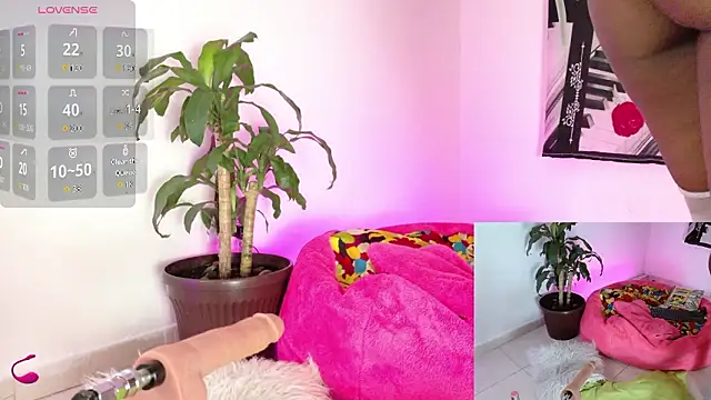 Snapshot of AnnieWestley chatting on February 19, 2026, 4:48 pm AnnieWestley online show from February 19, 2026, 4:48 pm