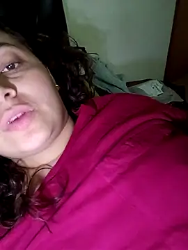 Snapshot of MajoArias chatting on February 27, 2026, 2:45 am MajoArias online show from February 27, 2026, 2:45 am