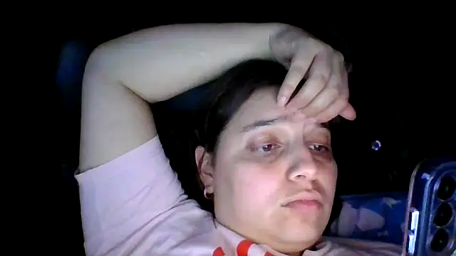 MajoArias online show from March 13, 2026, 2:16 am