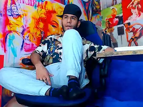 warmNoah online show from April 13, 2026, 6:56 pm