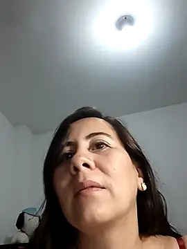 Snapshot of Sophie_Tyler chatting on April 28, 2026, 1:48 am Sophie Tyler online show from April 28, 2026, 1:48 am