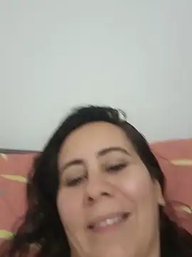 Snapshot of Sophie_Tyler chatting on May 27, 2026, 1:57 am Sophie Tyler online show from May 27, 2026, 1:57 am