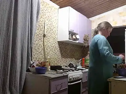 Snapshot of EliciaKush chatting on February 6, 2026, 5:09 pm EliciaKush online show from February 6, 2026, 5:09 pm