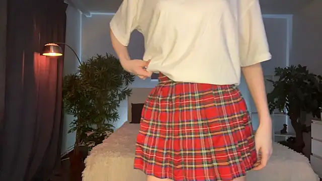 Snapshot of your_skinny_ex chatting on February 6, 2026, 12:28 am your skinny ex online show from February 6, 2026, 12:28 am