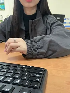 Snapshot of Celeste_SexyY chatting on March 13, 2026, 12:48 am Celeste SexyY online show from March 13, 2026, 12:48 am