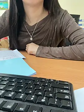 Snapshot of Celeste_SexyY chatting on March 4, 2026, 2:30 am Celeste SexyY online show from March 4, 2026, 2:30 am